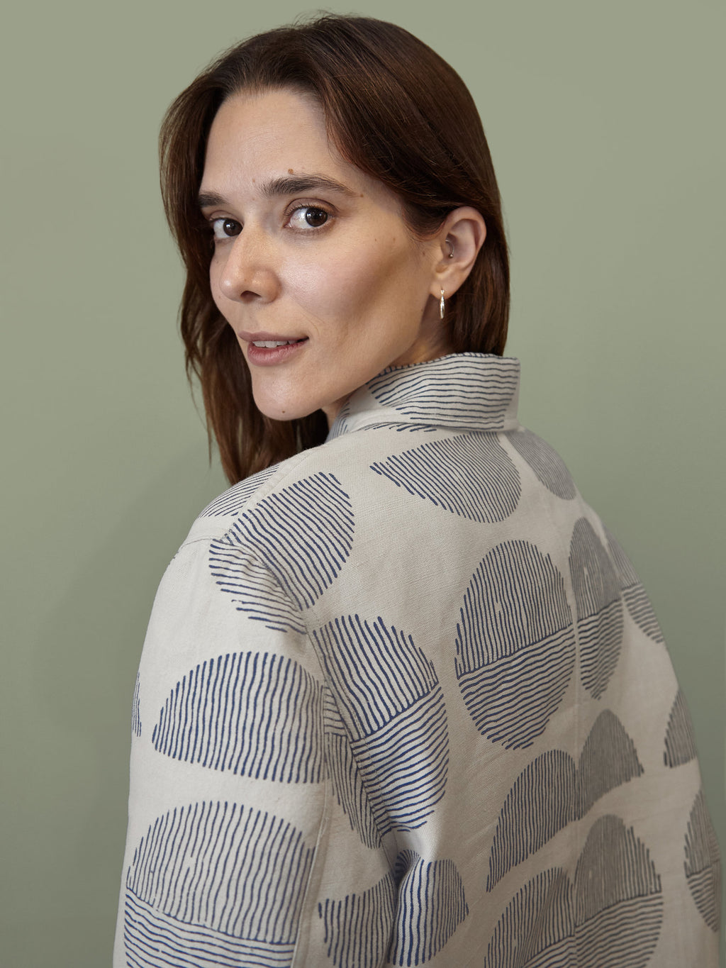 The Overshirt in Blue Block Print, detail